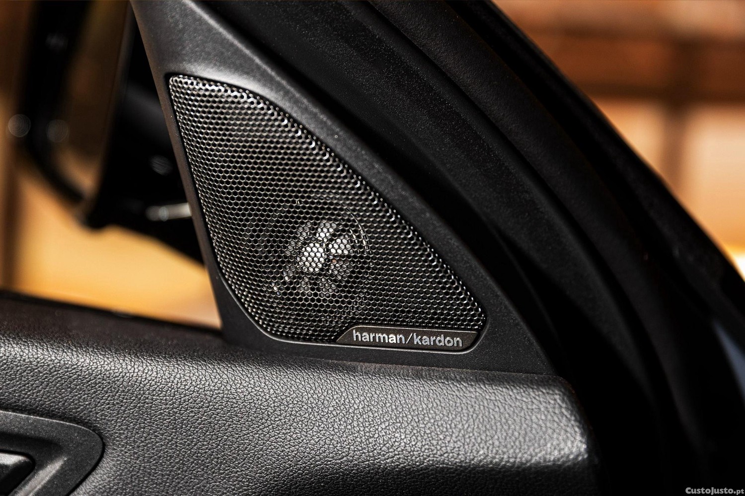 BMW 118 i Pack Desportivo M Auto — fotografia 17