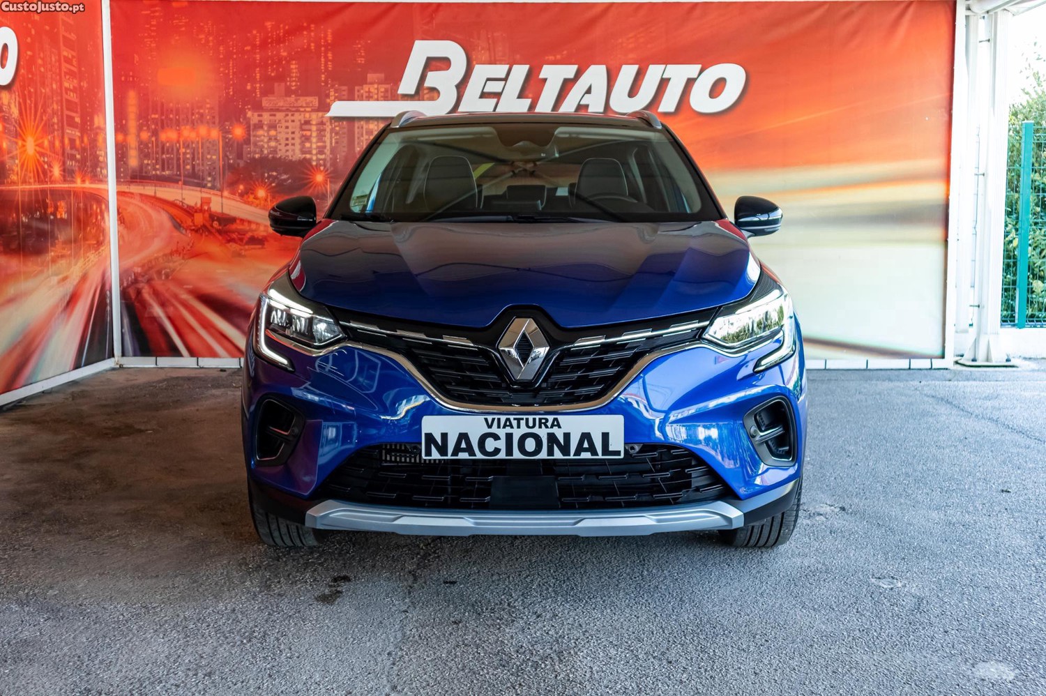 Renault Captur 1.0 TCE EXCLUSIVE — fotografia 23