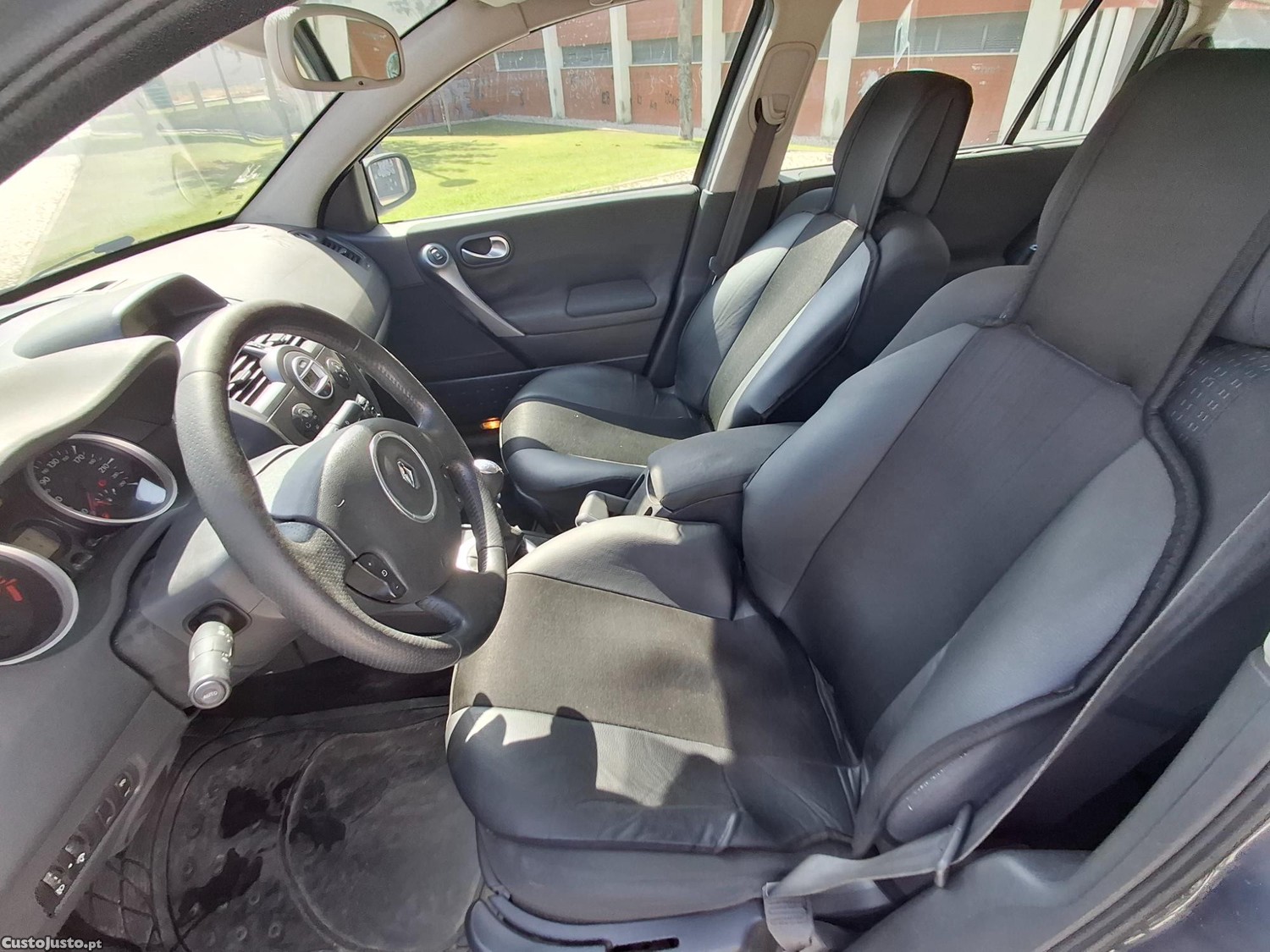Renault Mégane Break 1.5Dci 106cv — fotografia 7