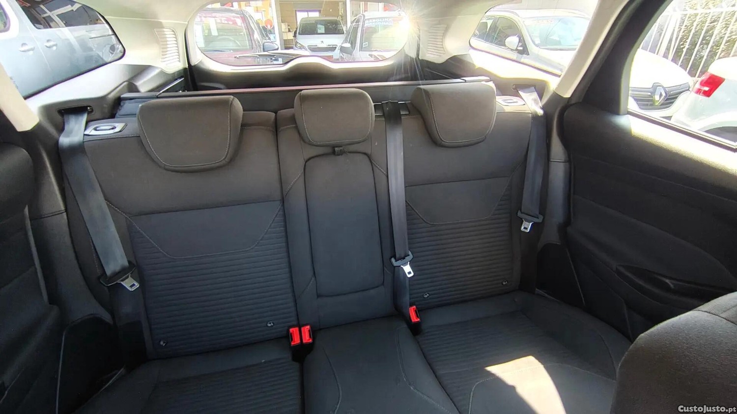 Ford Focus 1.5 TDCi Titanium ECOnetic — fotografia 12