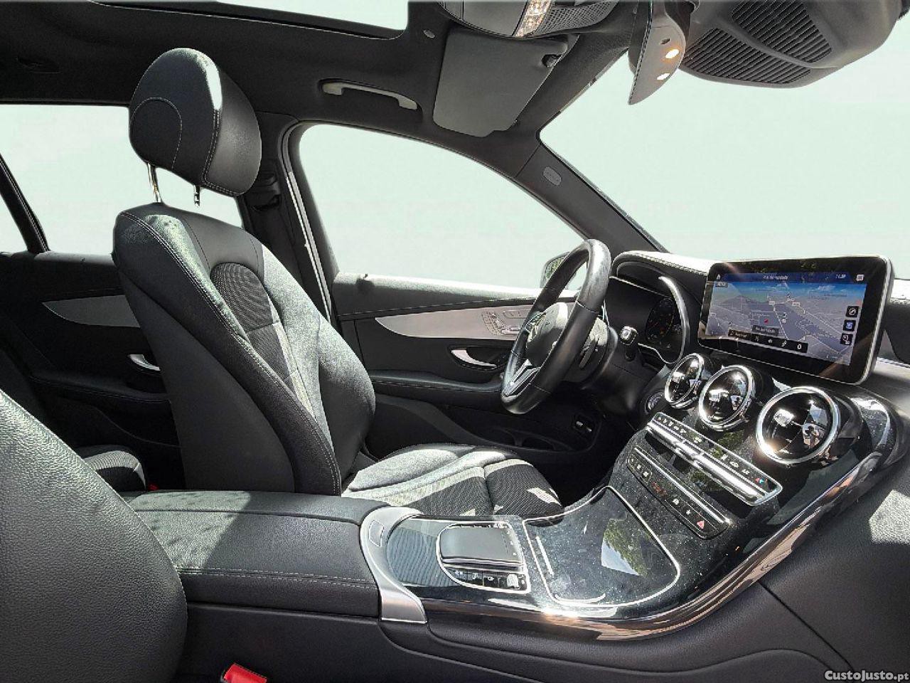Mercedes-Benz GLC 300 e 4Matic — fotografia 8