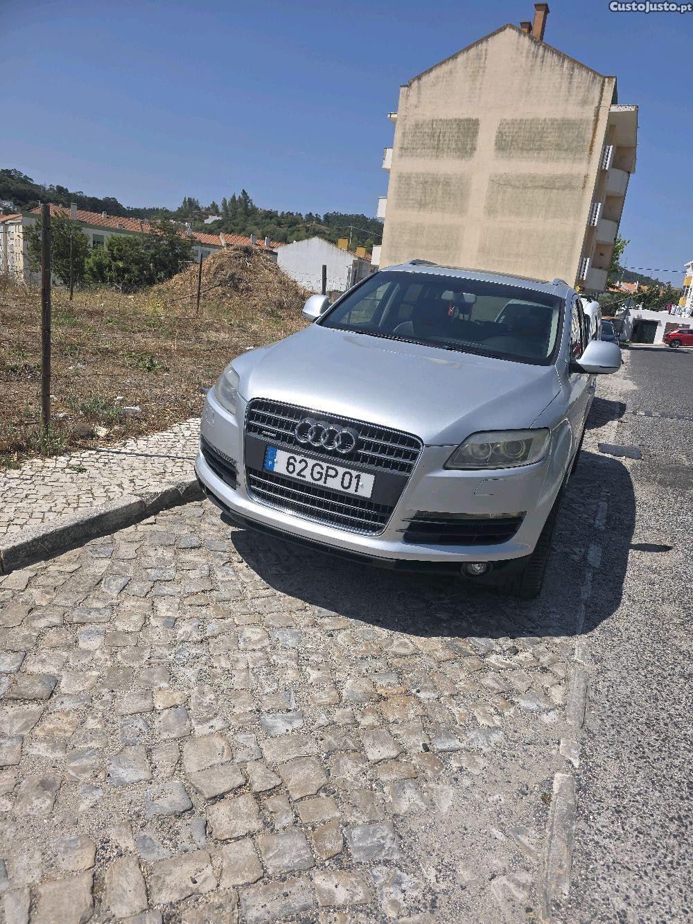 Audi Q7 3.0 tdi 7 lugares — fotografia 8