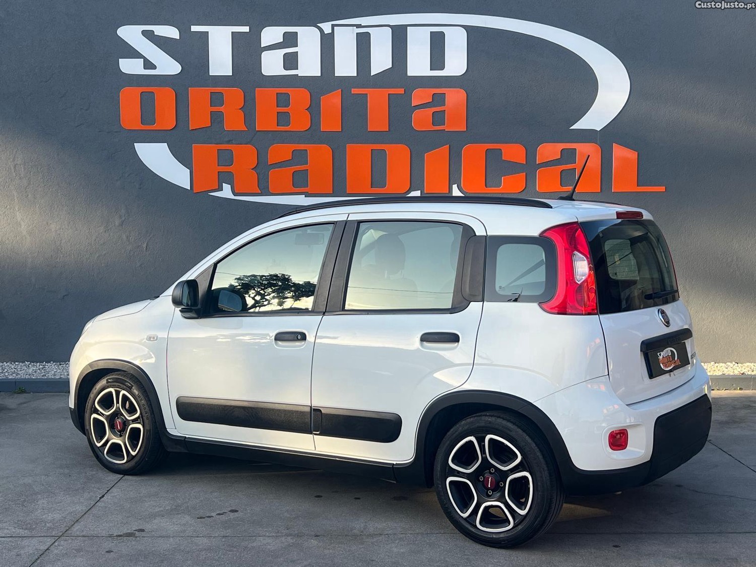 Fiat Panda hibrido city life — fotografia 14
