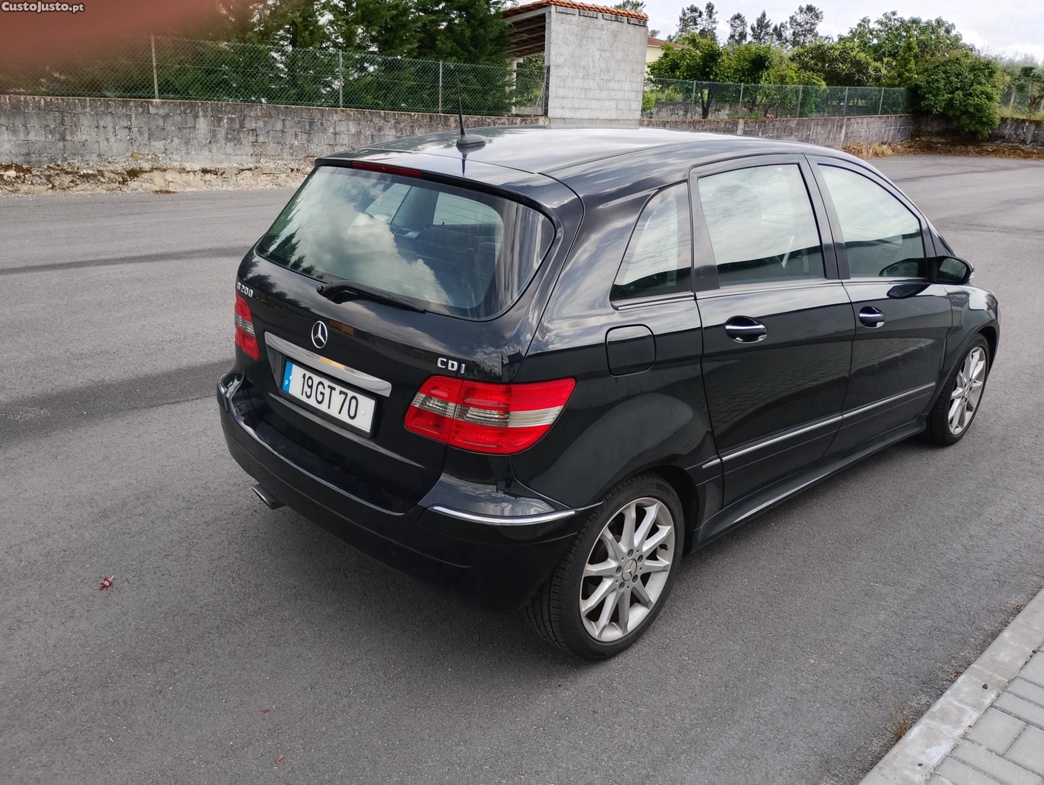Mercedes-Benz B 200 sports tourer — fotografia 2