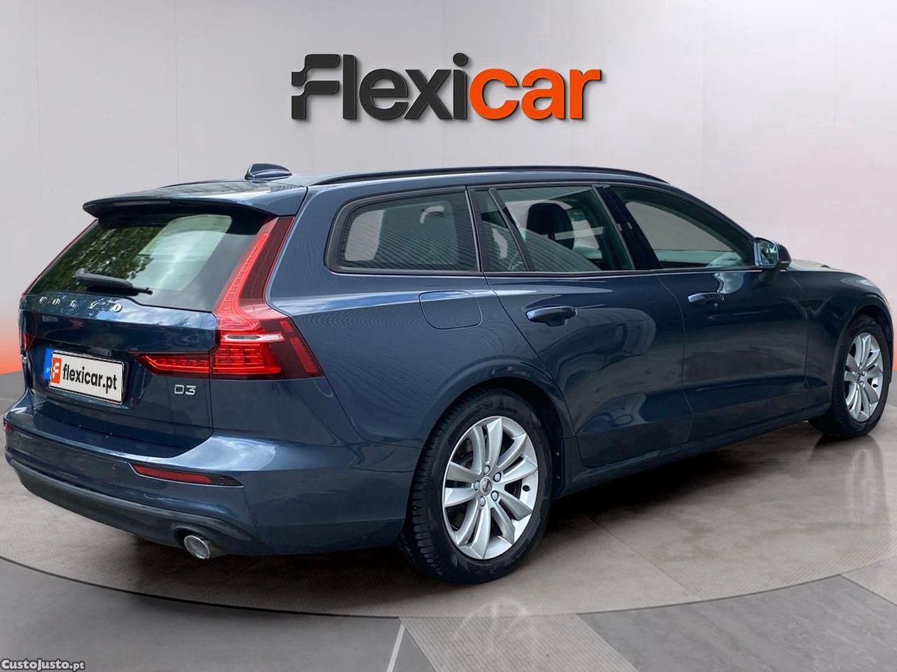 Volvo V60 D3 Momentum — fotografia 5