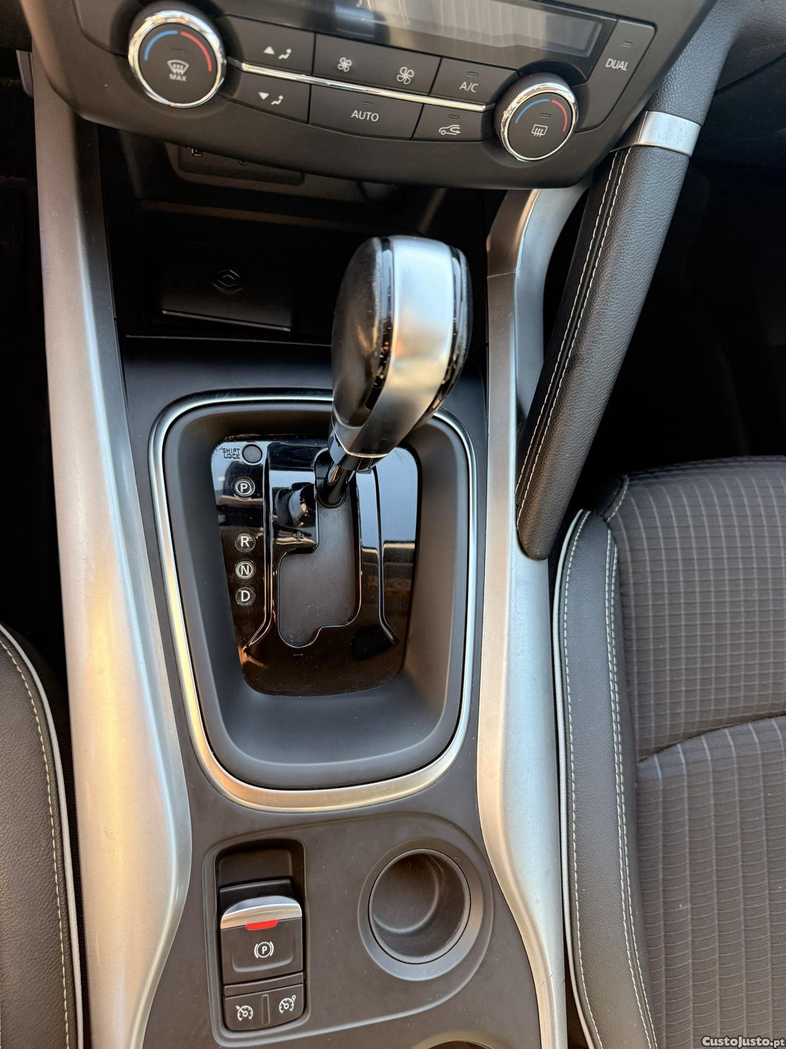 Renault Kadjar 1.2 TCe Caixa automática — fotografia 8