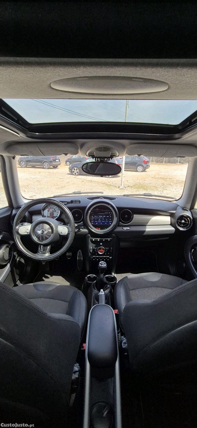 MINI Cooper 1.6 — fotografia 7