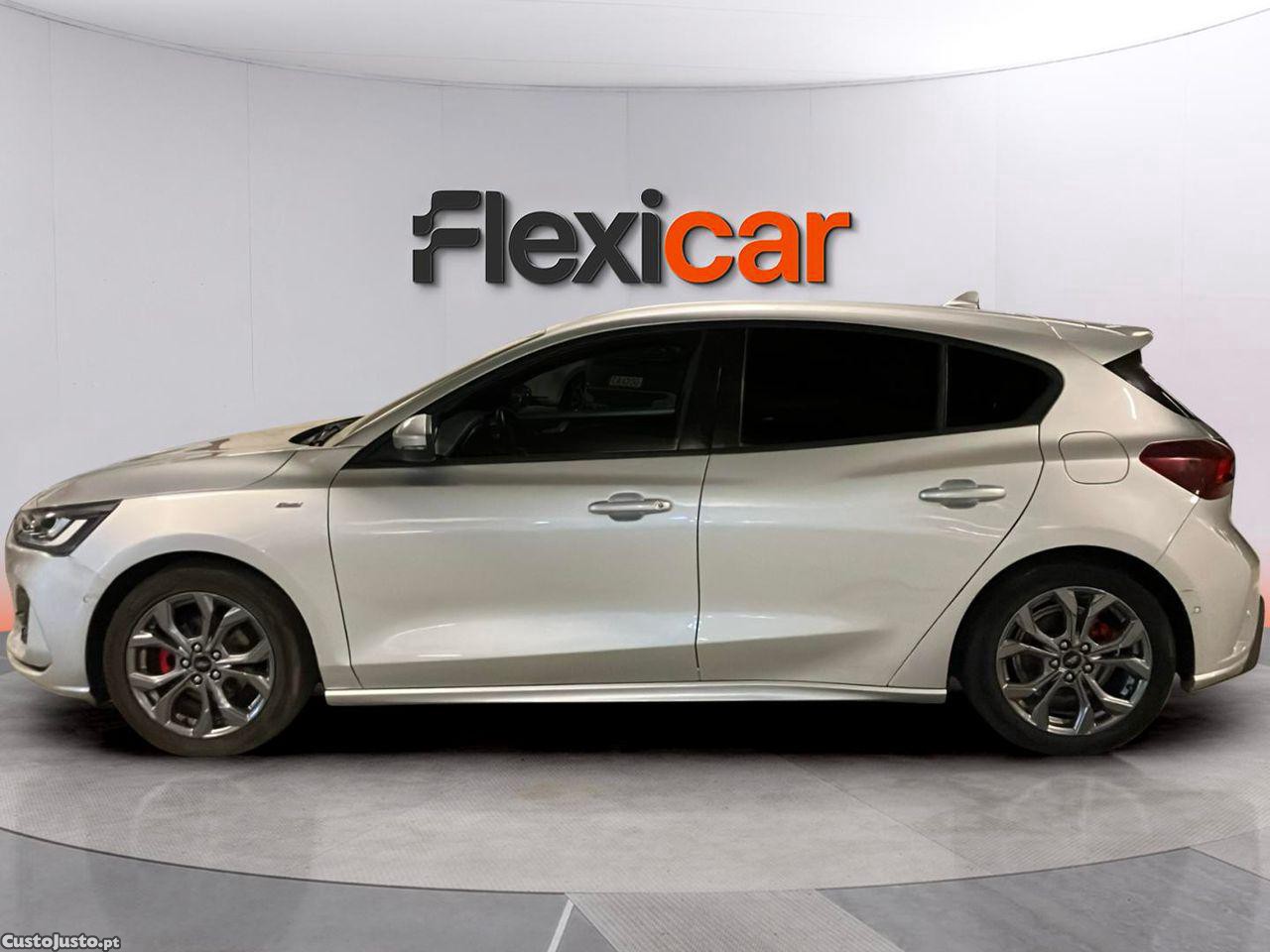 Ford Focus 1.0 EcoBoost MHEV ST-Line — fotografia 22