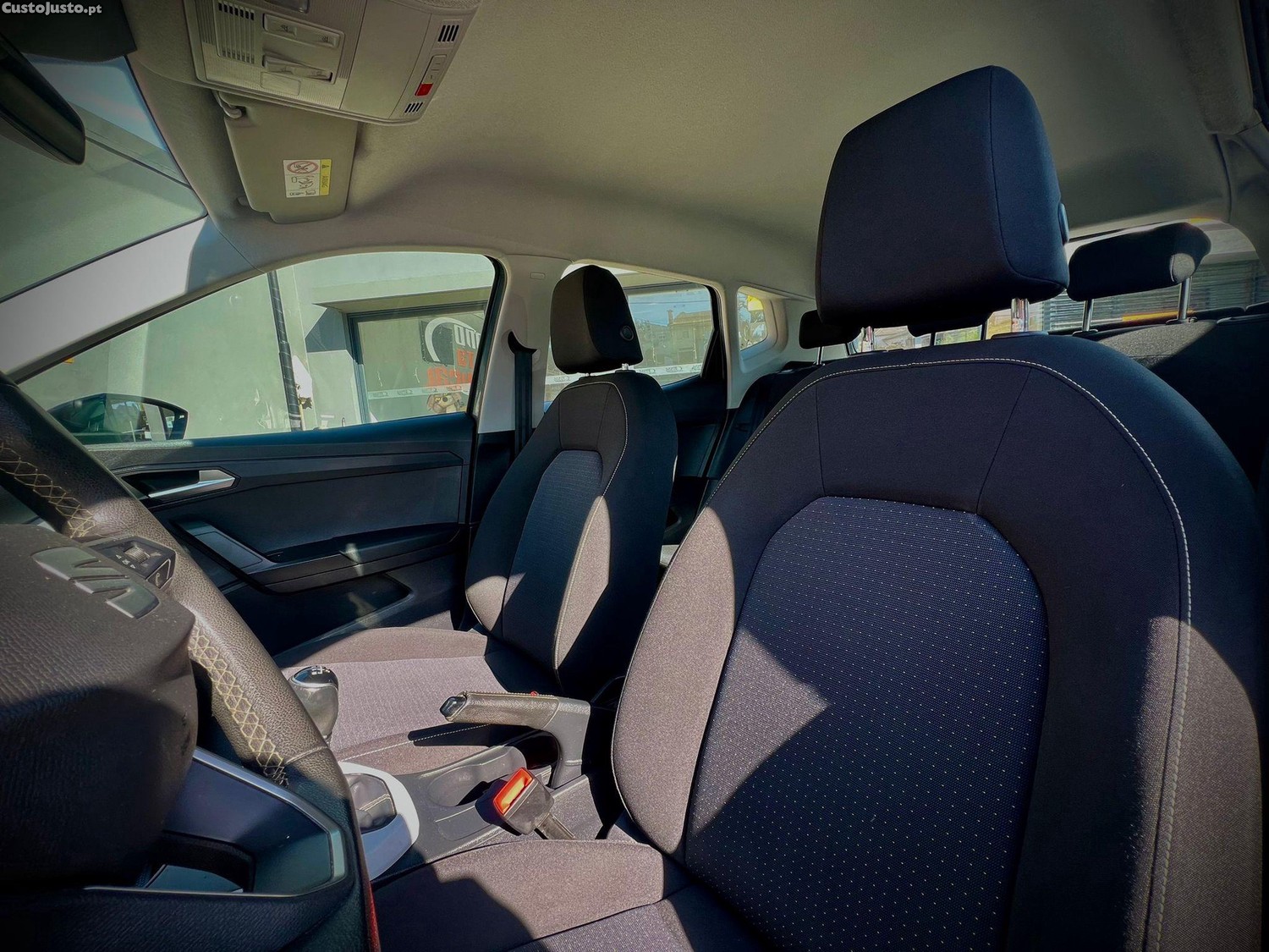 SEAT Arona 1.0 Eco TSI Style — fotografia 7