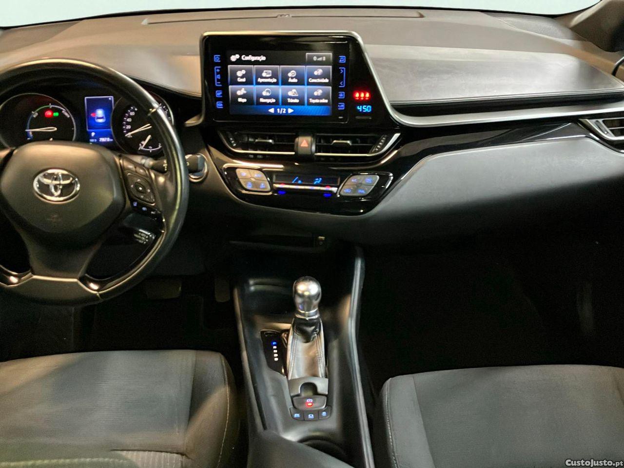 Toyota C-HR 1.8 HSD Comfort — fotografia 14