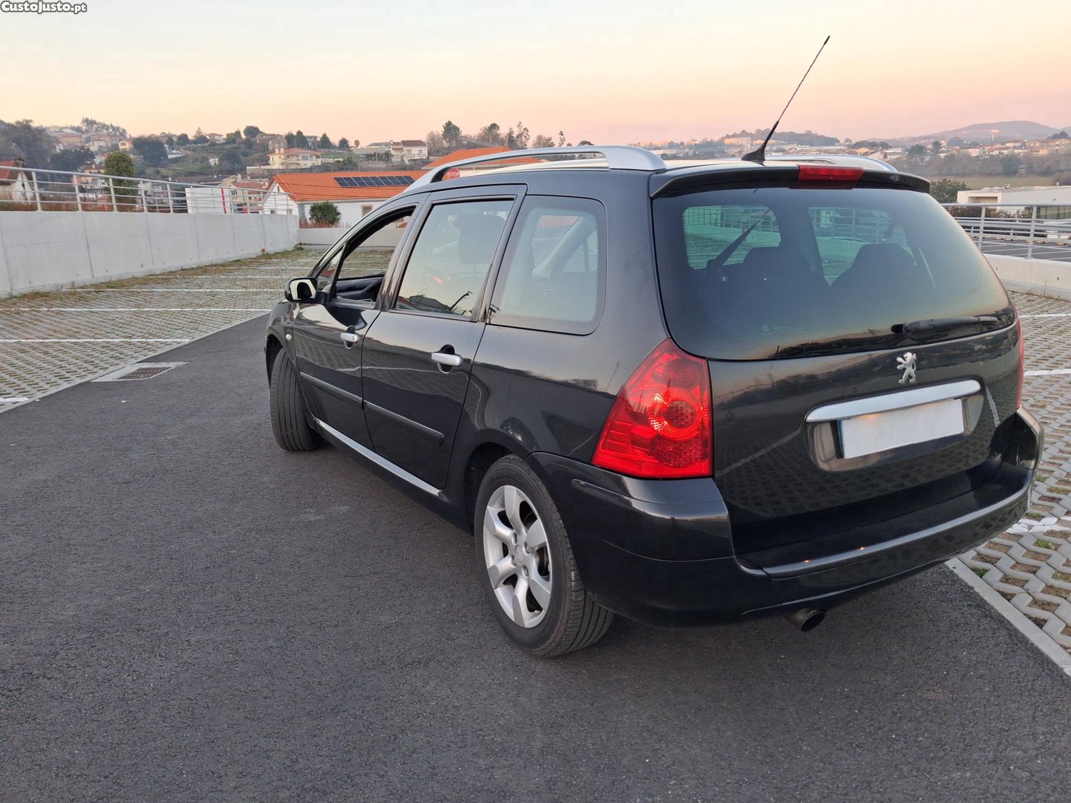 Peugeot 307 1.6 HDI Como NOVA 7 lugares — fotografia 9