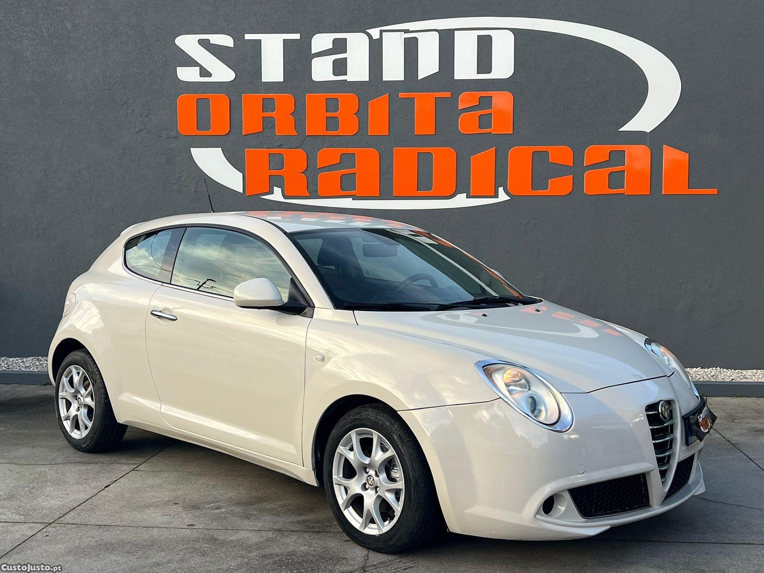 Alfa Romeo MiTo 1.3 JTD Distinctive S&S — fotografia 16