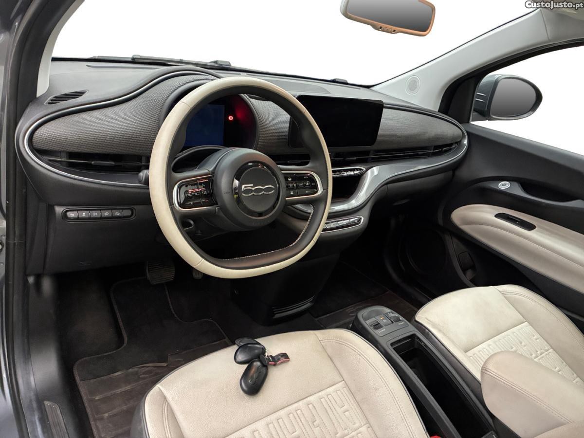 Fiat 500 e La Prima — fotografia 9