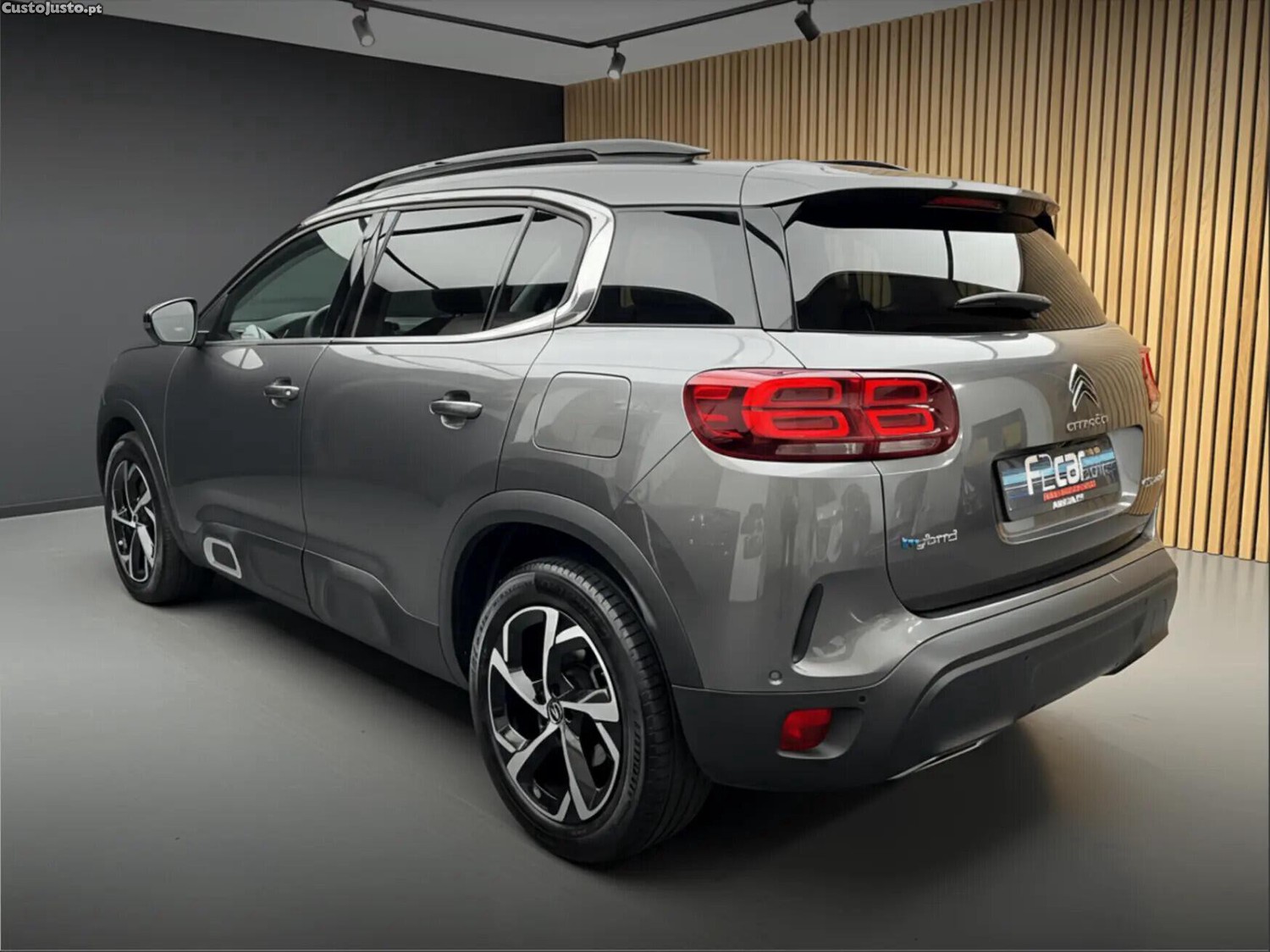 Citroën C5 Aircross 1.6 Hybrid Shine e-EAT8 — fotografia 6