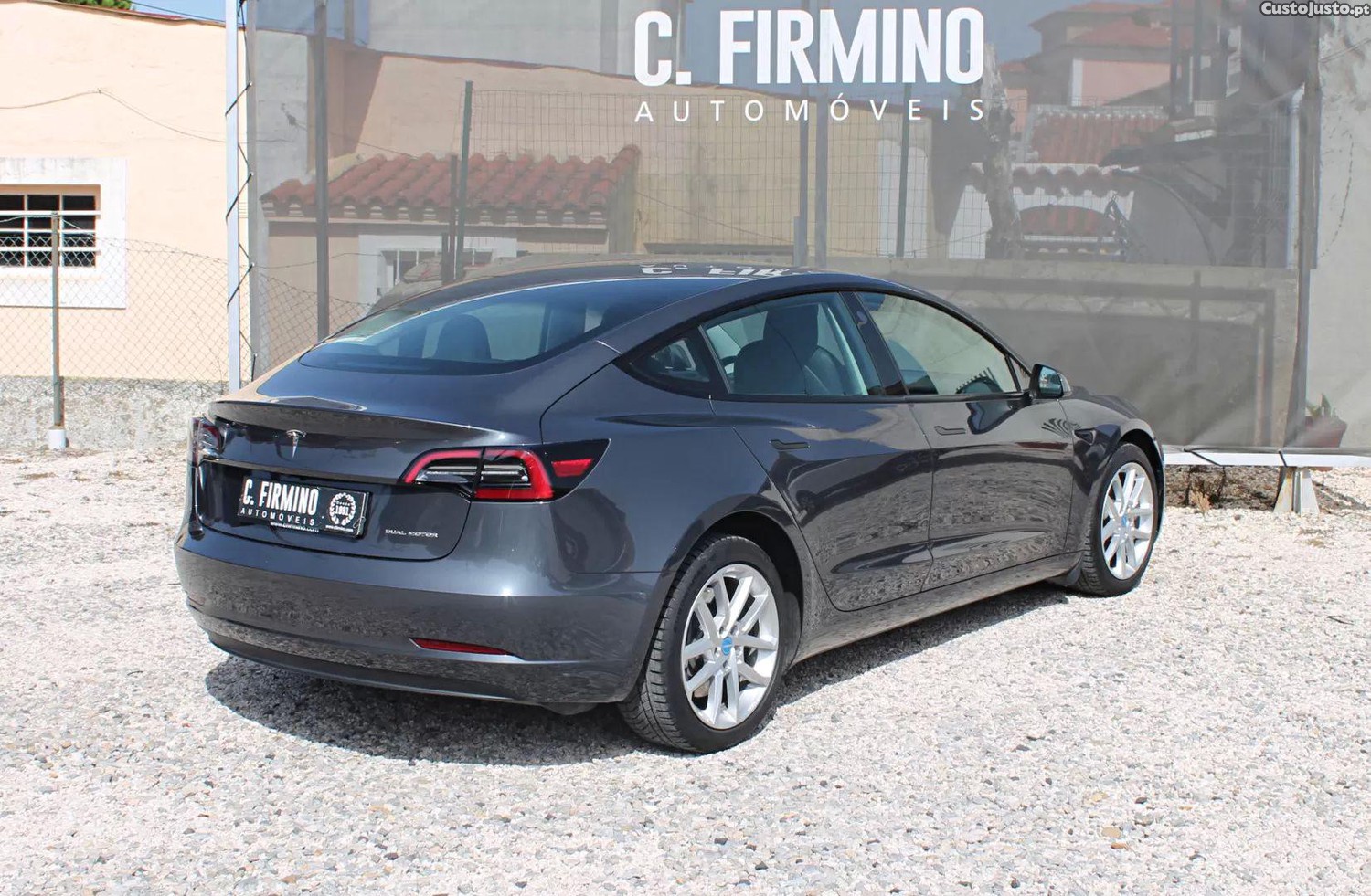 Tesla Model 3 Long range awd dual motor — fotografia 21