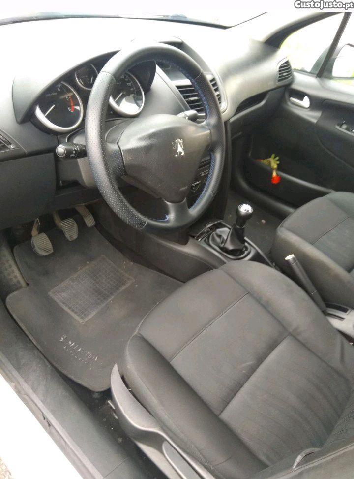 Peugeot 207 — fotografia 3