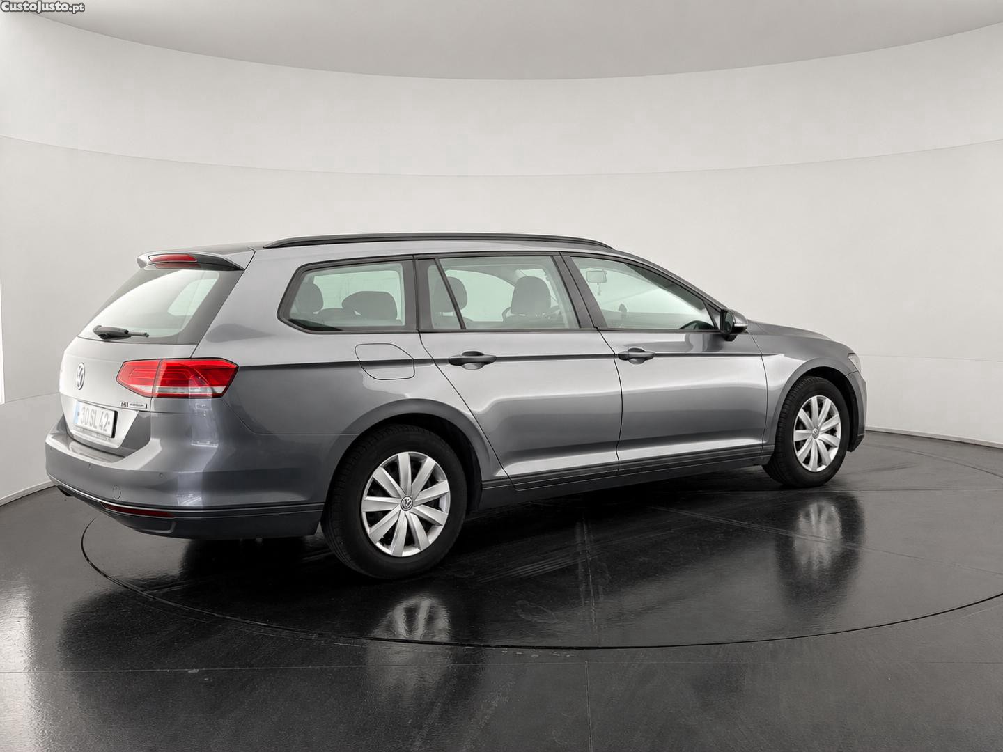 Volkswagen Passat VARIANT 1.6TDI — fotografia 12