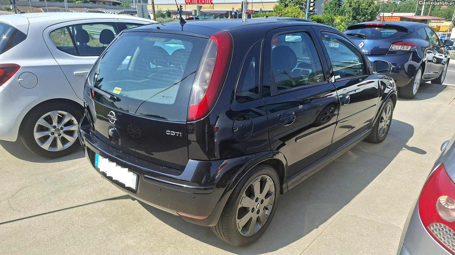 Opel Corsa 1.3 CDTi Cosmo - 04 foto 3