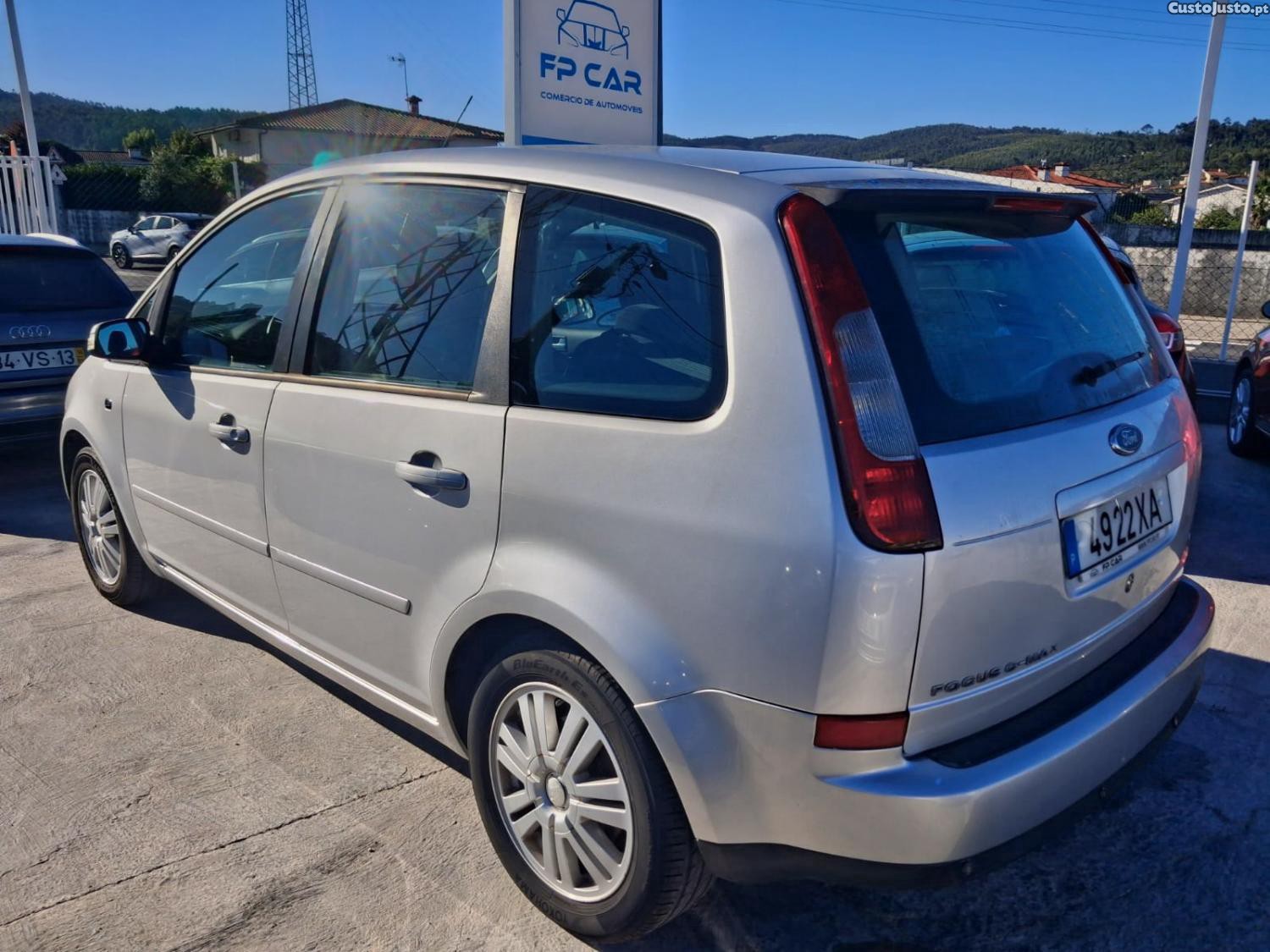 Ford C-Max 1.6 TDCi Titanium — fotografia 6