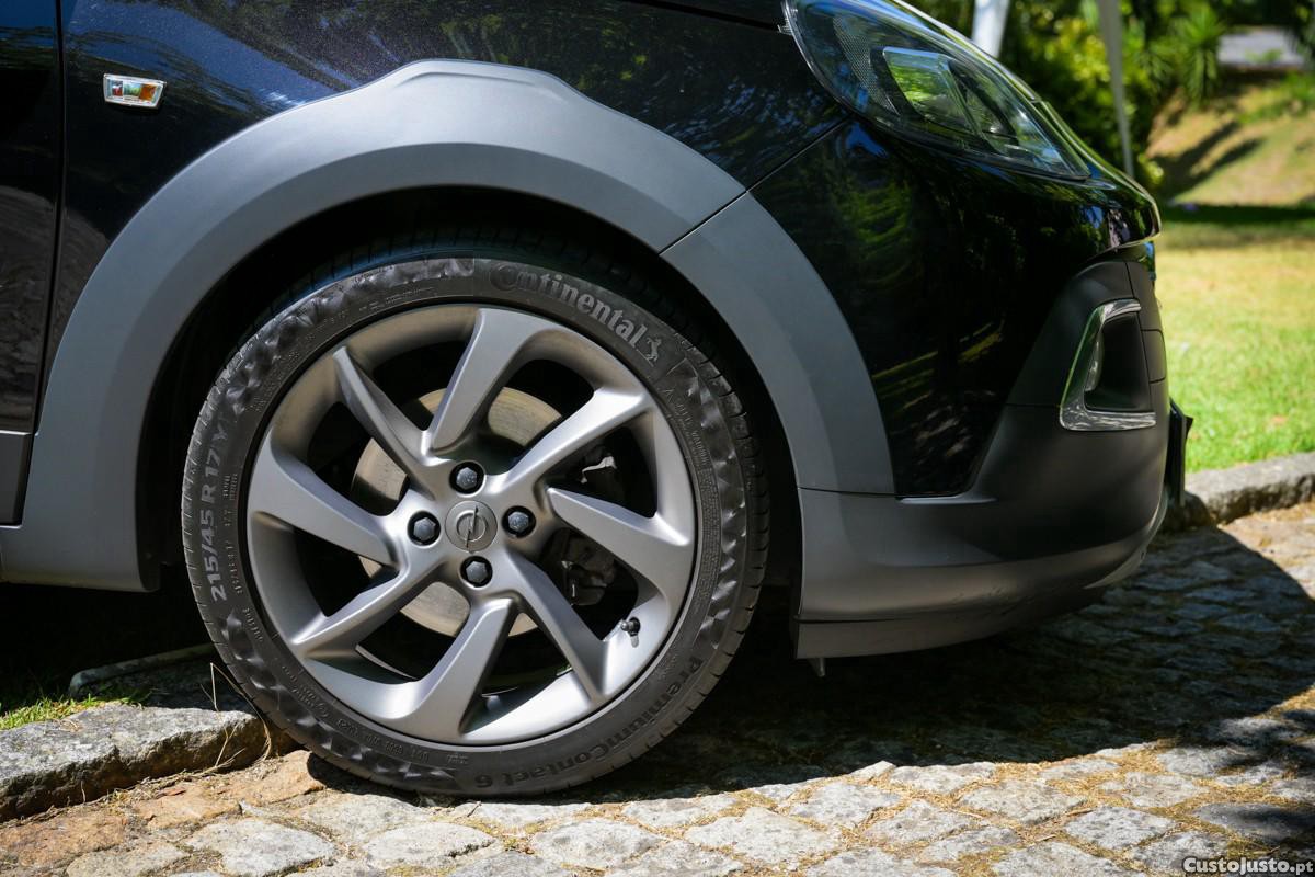 Opel Adam 1.0 T Rocks — fotografia 10