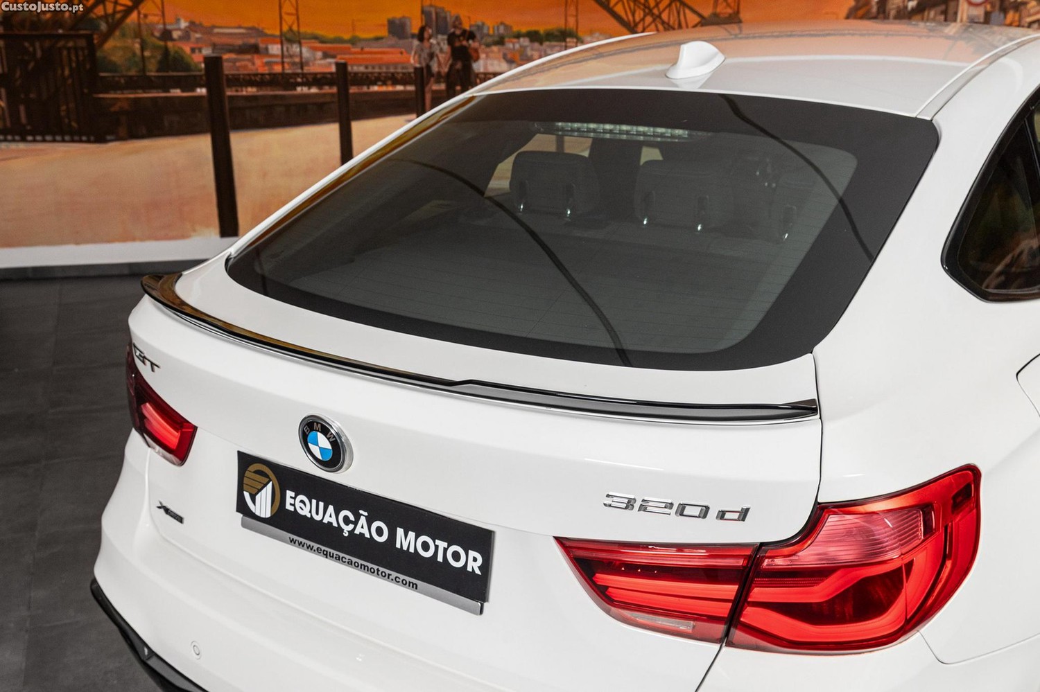 BMW 320 d Auto Pack M — fotografia 26