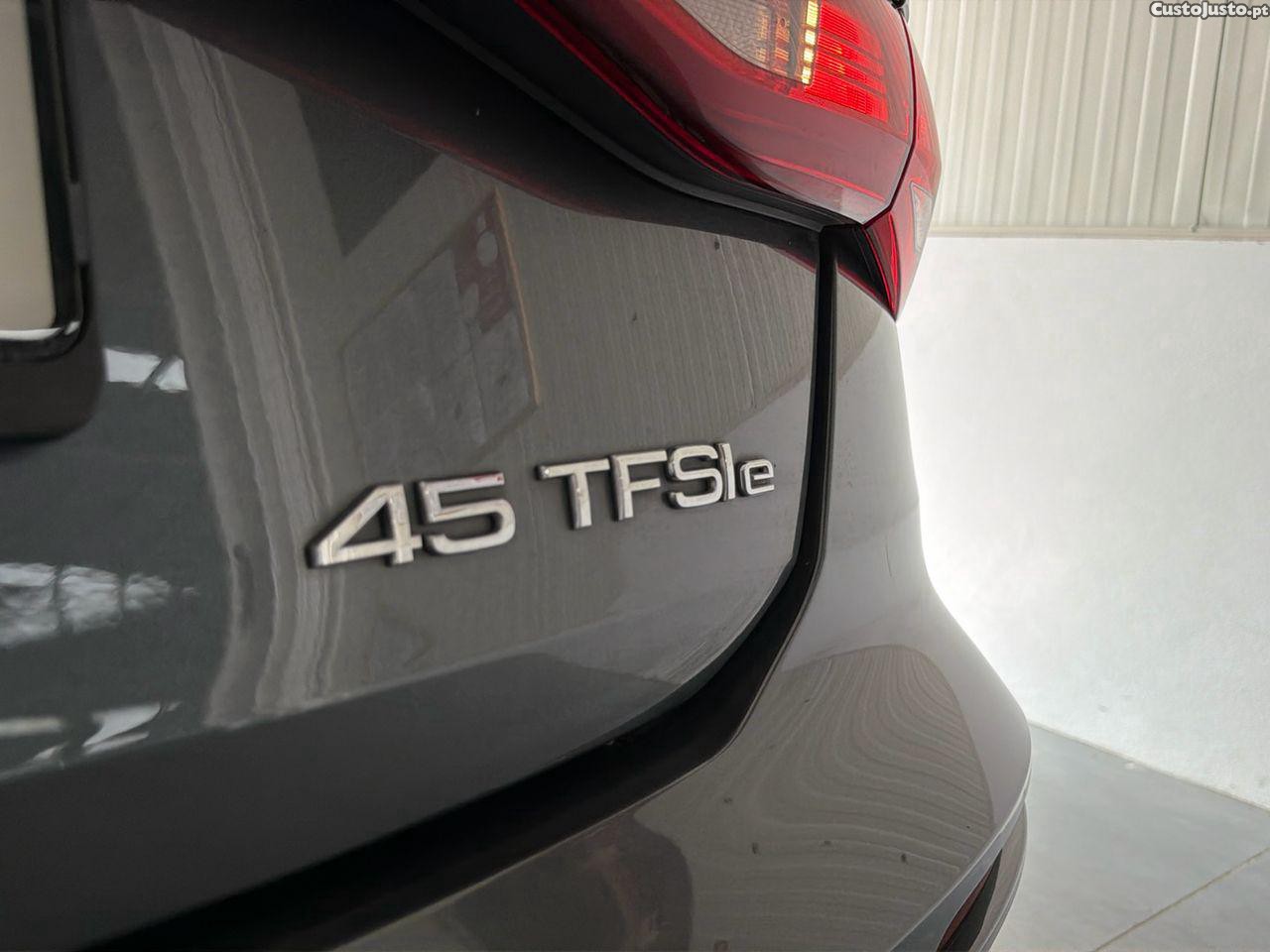 Audi A3 Sportback 45 TFSIe S line — fotografia 3