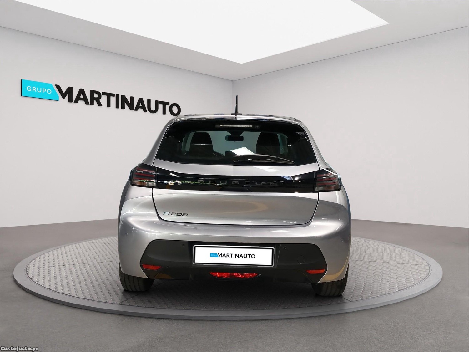 Peugeot 208 50 kWh Active — fotografia 17