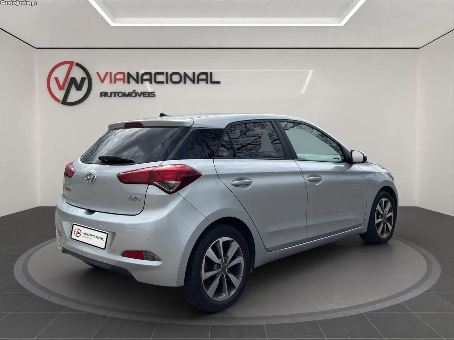 Hyundai i20 1.1 CRDi Access — fotografia 13