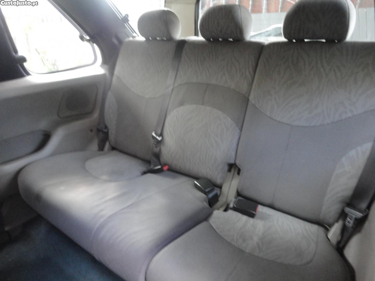 Land Rover Freelander 19 tdi — fotografia 4