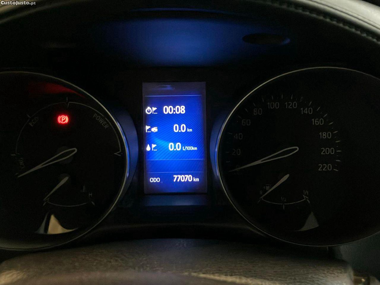 Toyota C-HR 1.8 HSD Comfort — fotografia 13