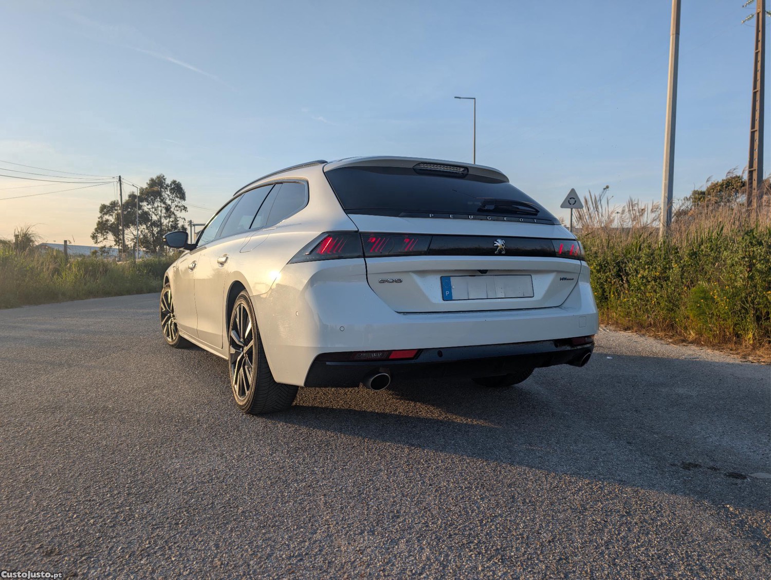 Peugeot 508 SW 225 e-EAT8 GT — fotografia 8
