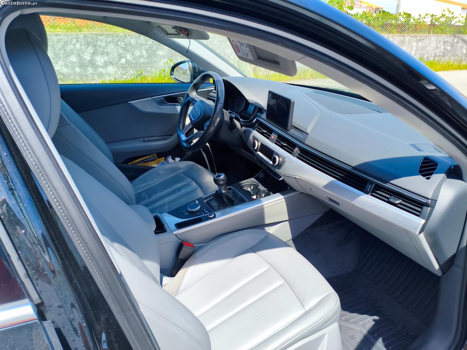 Audi A4 Limousine — fotografia 4