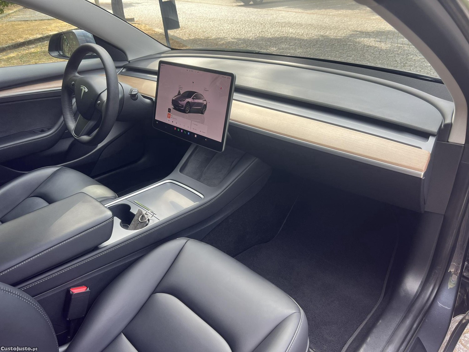 Tesla Model 3 Standard — fotografia 5