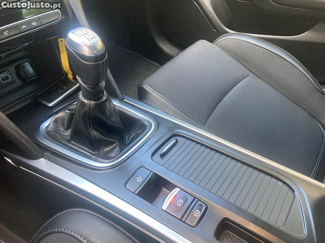 Renault Mégane 1.5 Blue dCi Limited — fotografia 7