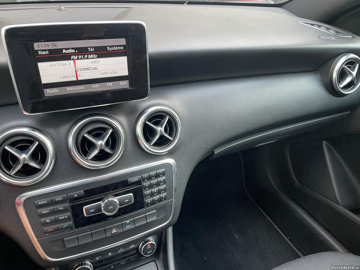 Mercedes-Benz A 180 CDi BlueEfficiency AMG Sport — fotografia 7
