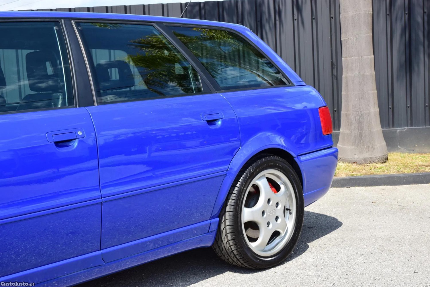 Audi RS2 Avant Quattro — fotografia 21