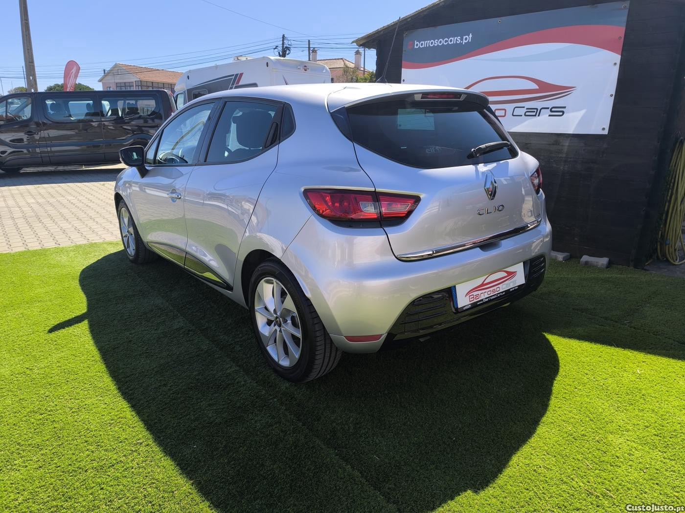 Renault Clio 1.5 DCI LIMITED — fotografia 9