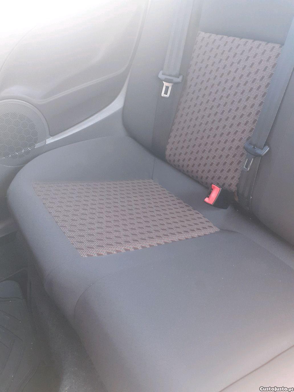 SEAT Ibiza 1.2 sc — fotografia 5