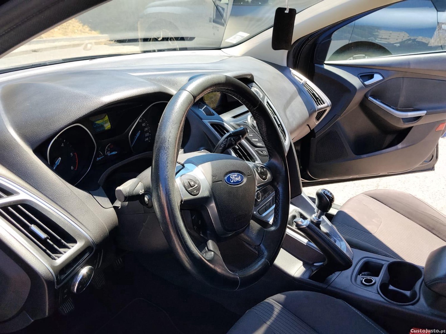 Ford Focus SW — fotografia 2
