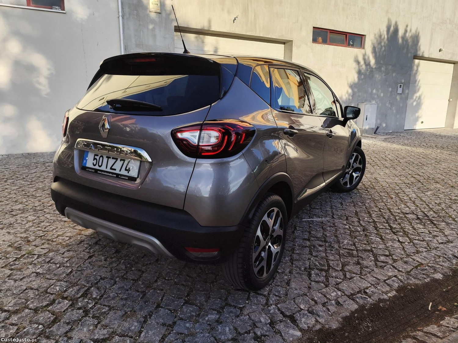 Renault Captur 0.9 TCE Exclusive — fotografia 13