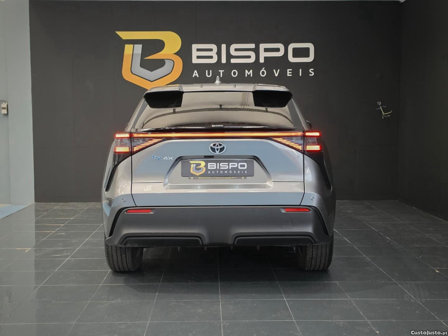 Toyota bZ4X 71,4 kWh Exclusive — fotografia 13