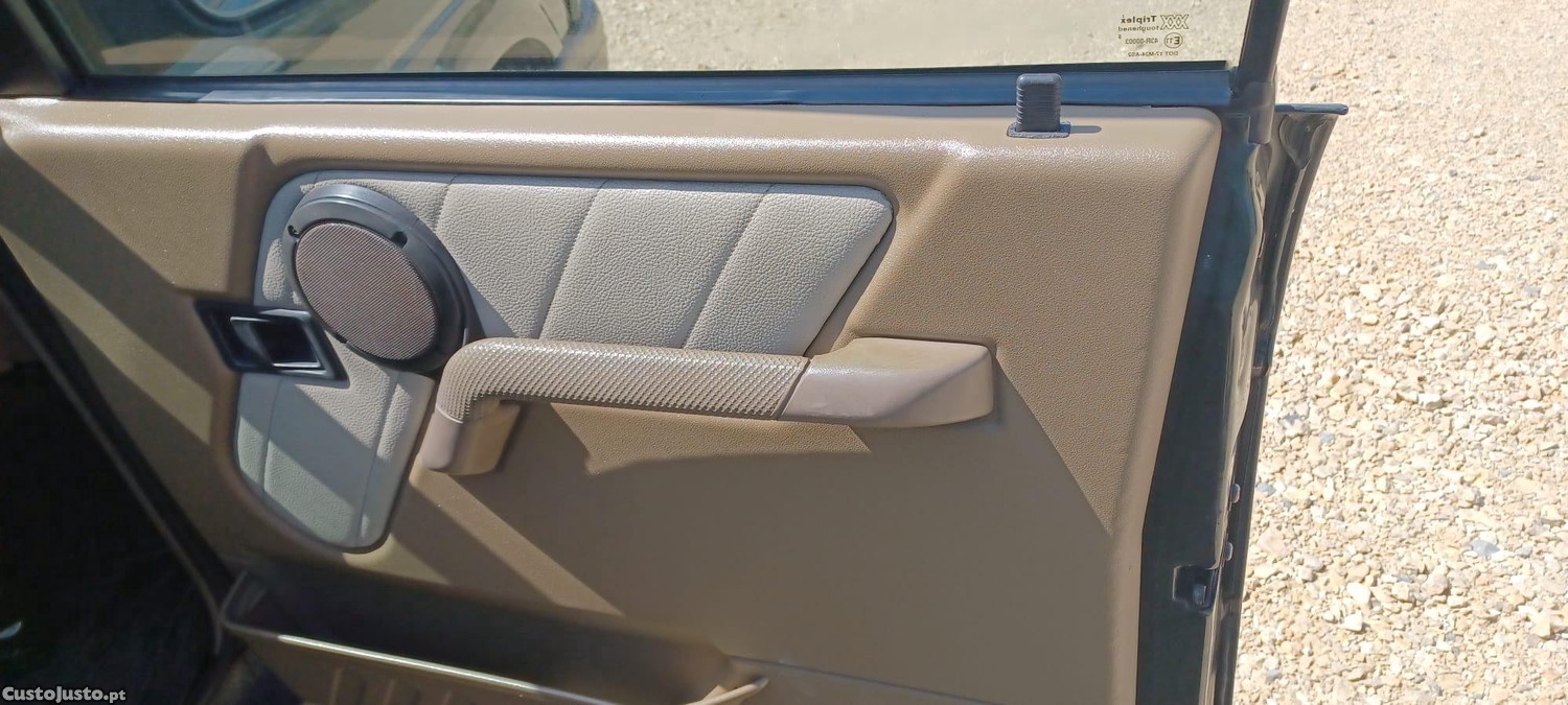 Land Rover Discovery 300 tdi 5 portas — fotografia 4