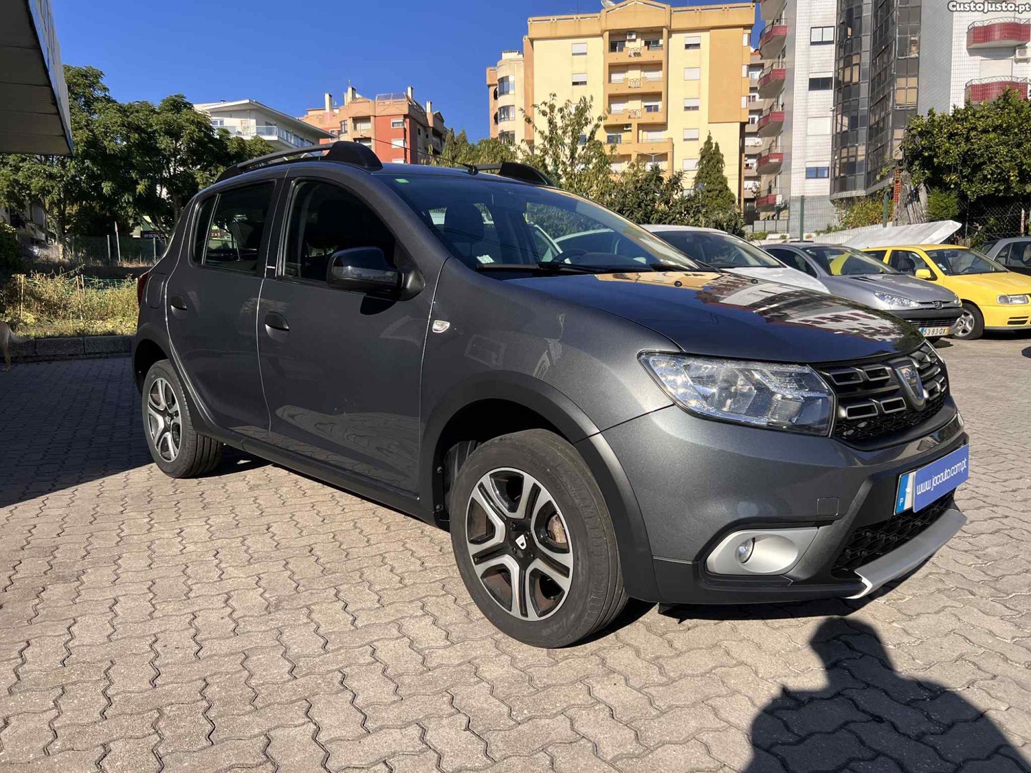 Dacia Sandero 0.9 Tce Stepway Bi-Fuel - 18 — photo 2