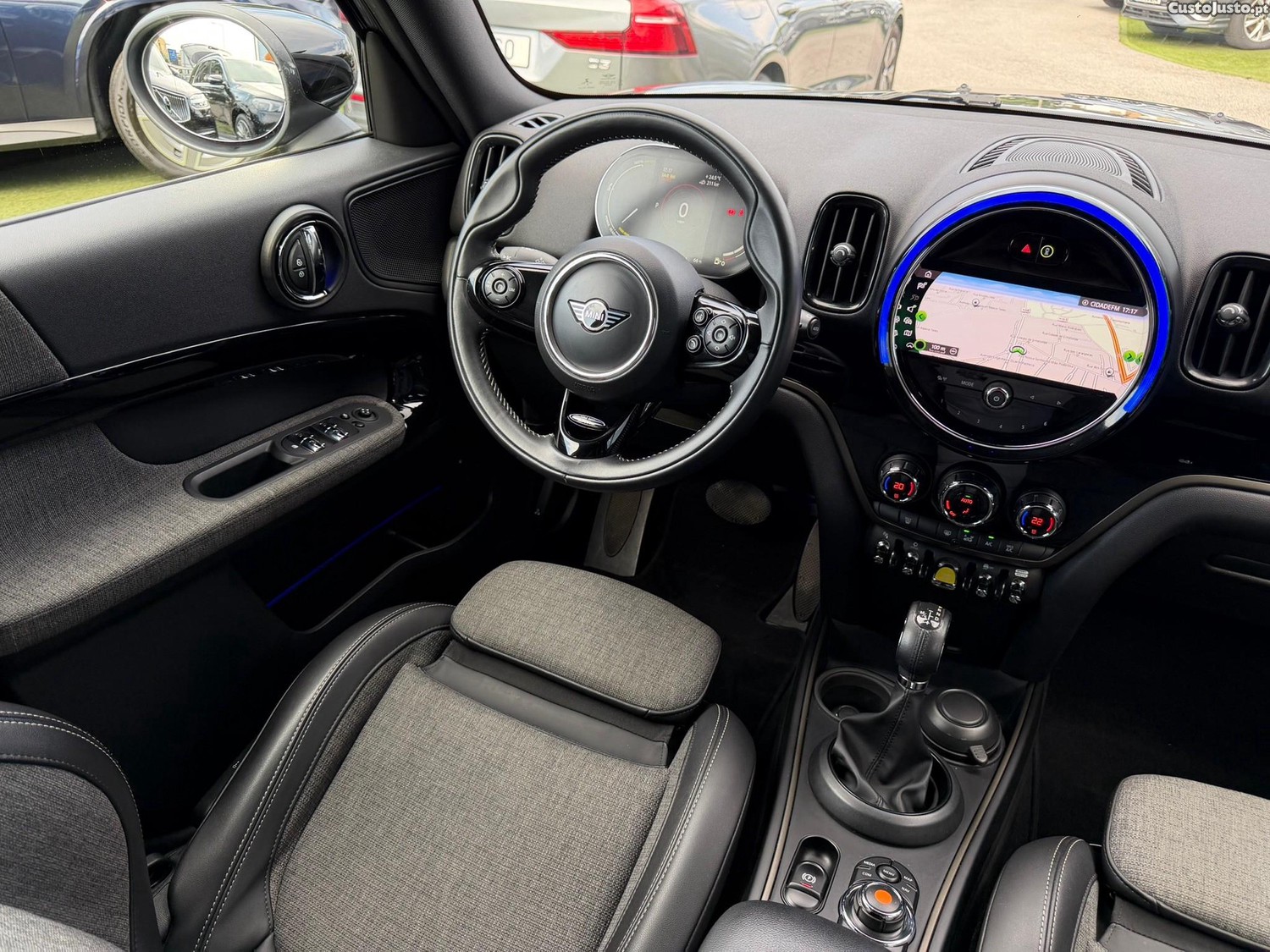 MINI Countryman Cooper SE ALL4 Untamed Edition Auto — fotografia 10