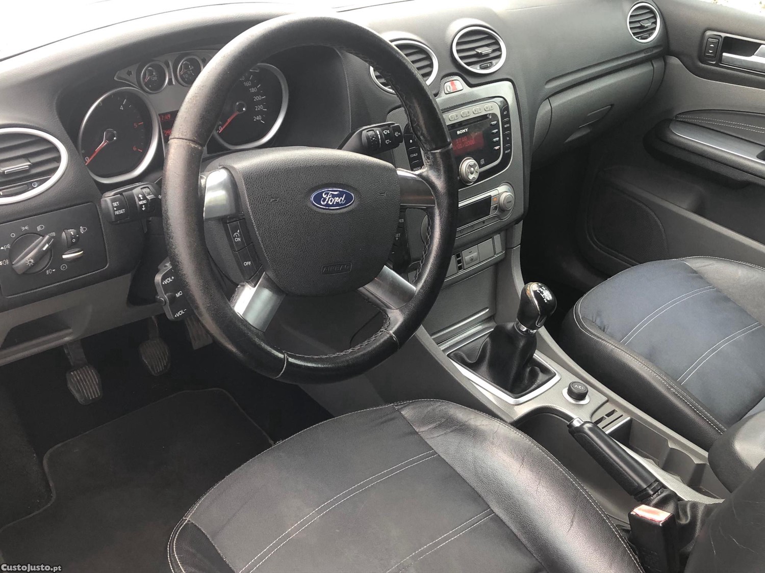 Ford Focus 1.6 TDCi — fotografia 4