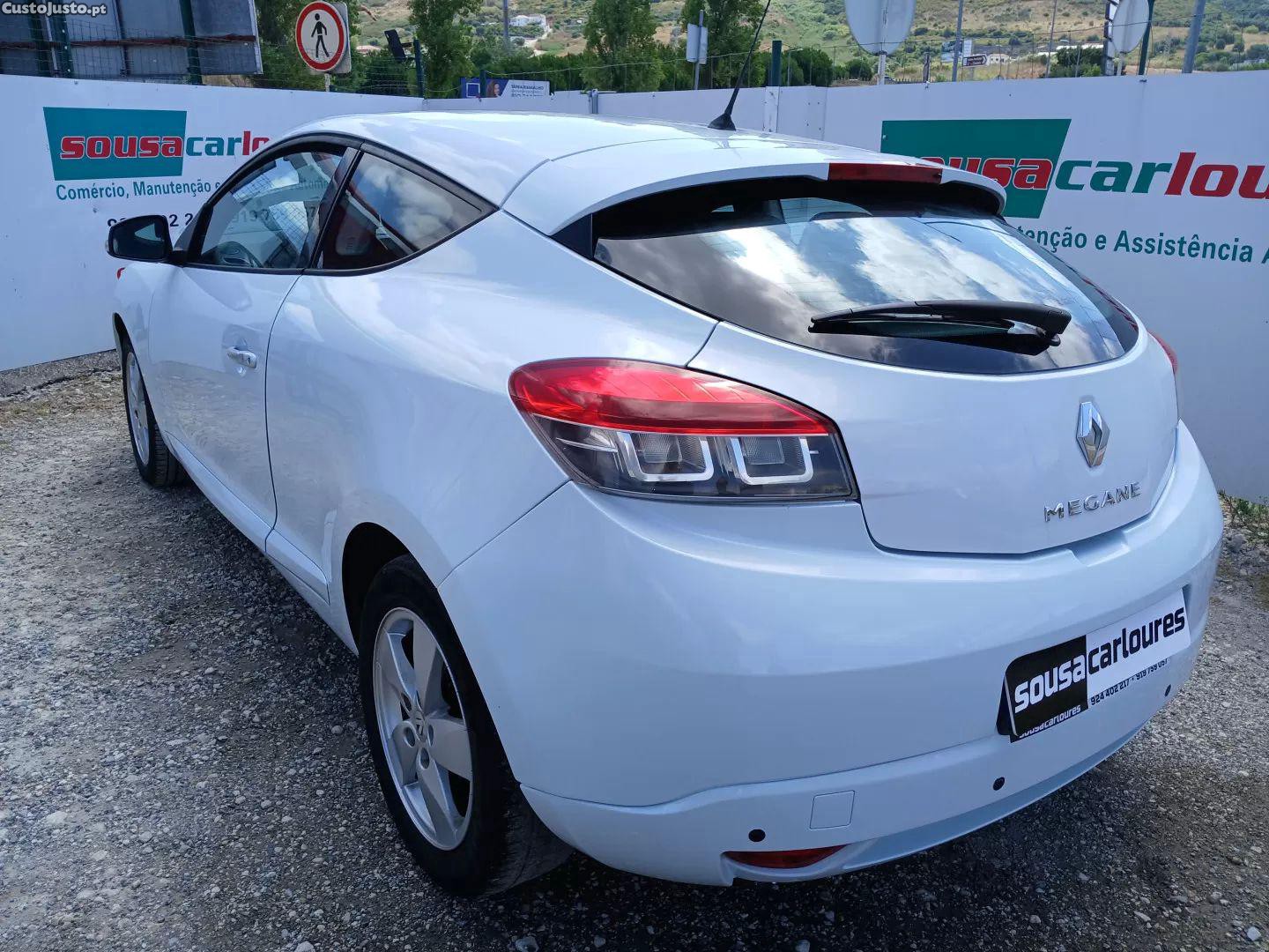 Renault Mégane 1.5 dci dynamique — fotografia 16