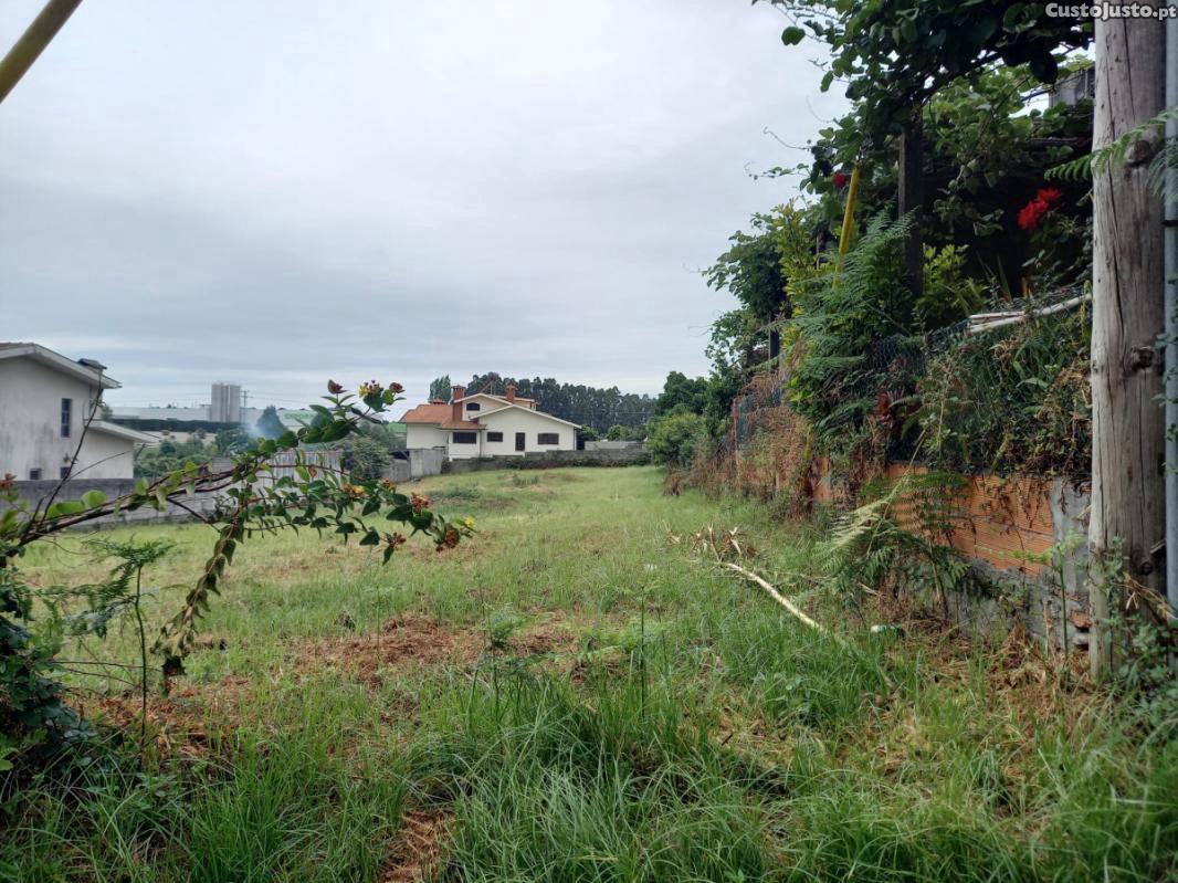 Land for sale in Ovar, Portugal — €97,500