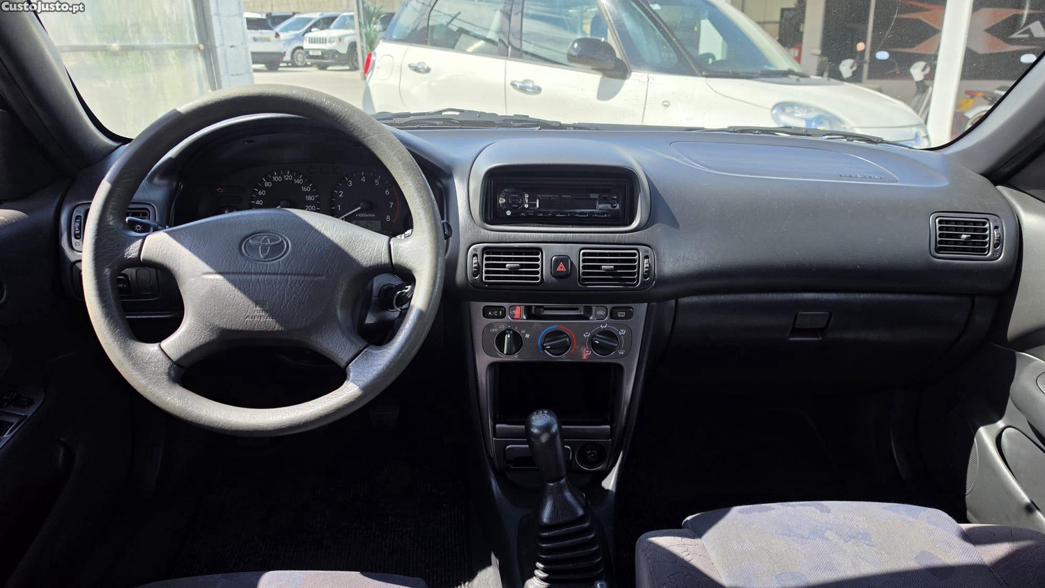 Toyota Corolla 1.4 VVT-i Luna — fotografia 7