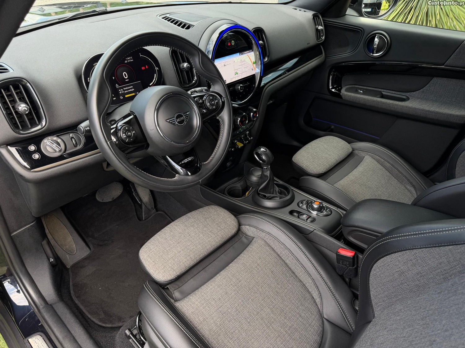 MINI Countryman Cooper SE ALL4 Untamed Edition Auto — fotografia 29