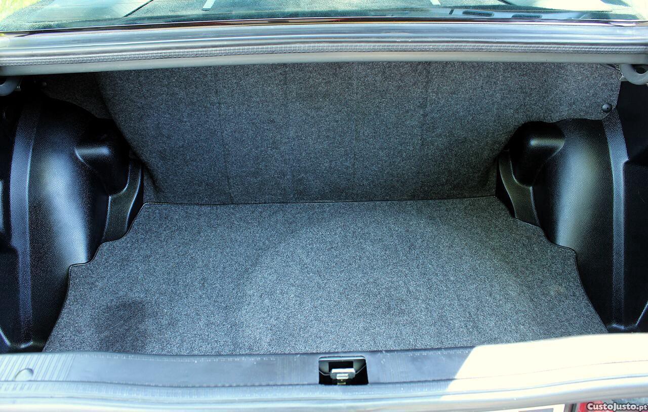 Mercedes-Benz 190 E 2.6 — fotografia 4